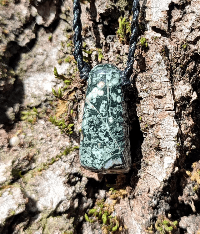 Pendentif variolite 