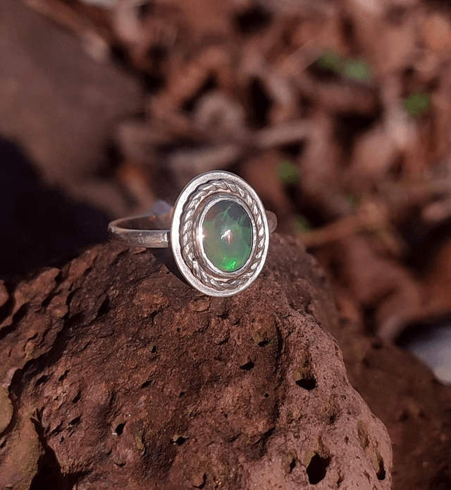 Bague opale / argent Taille 55